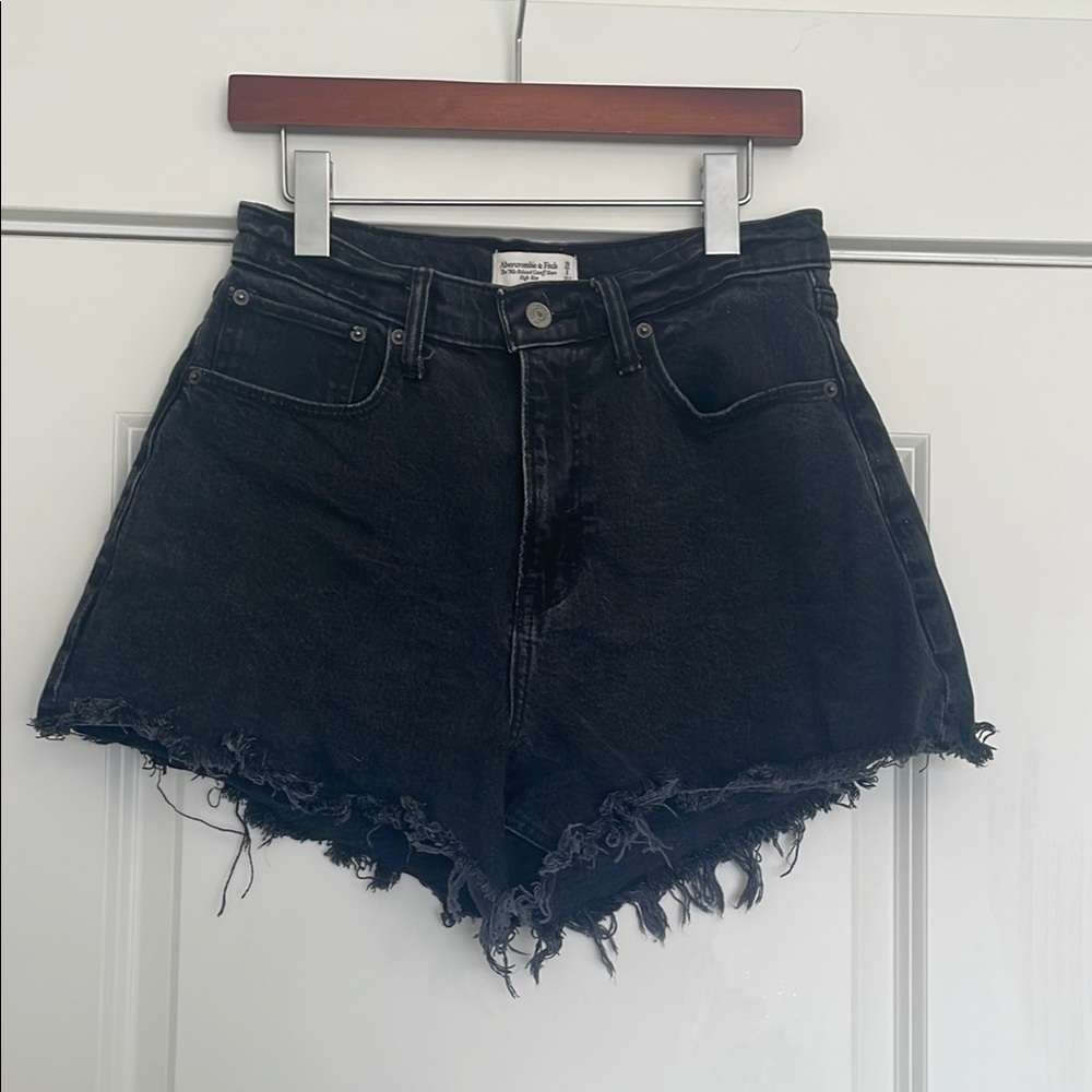 A&F Curve Love Size 28 Black Denim Frayed Hem Women Shorts